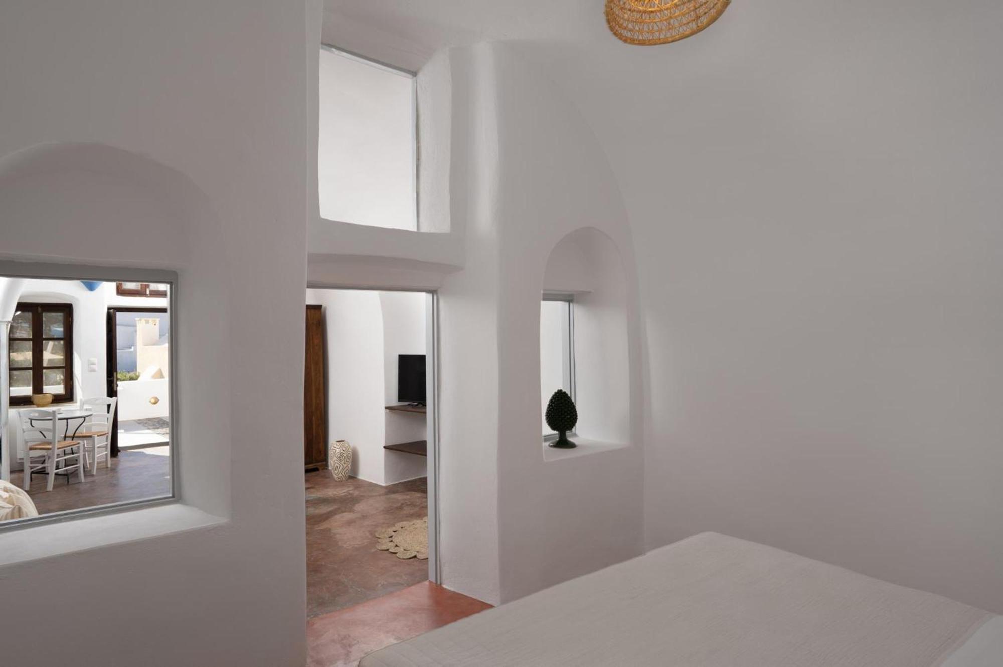 Madame Kalitsi Cozy Suites Fíra Kültér fotó