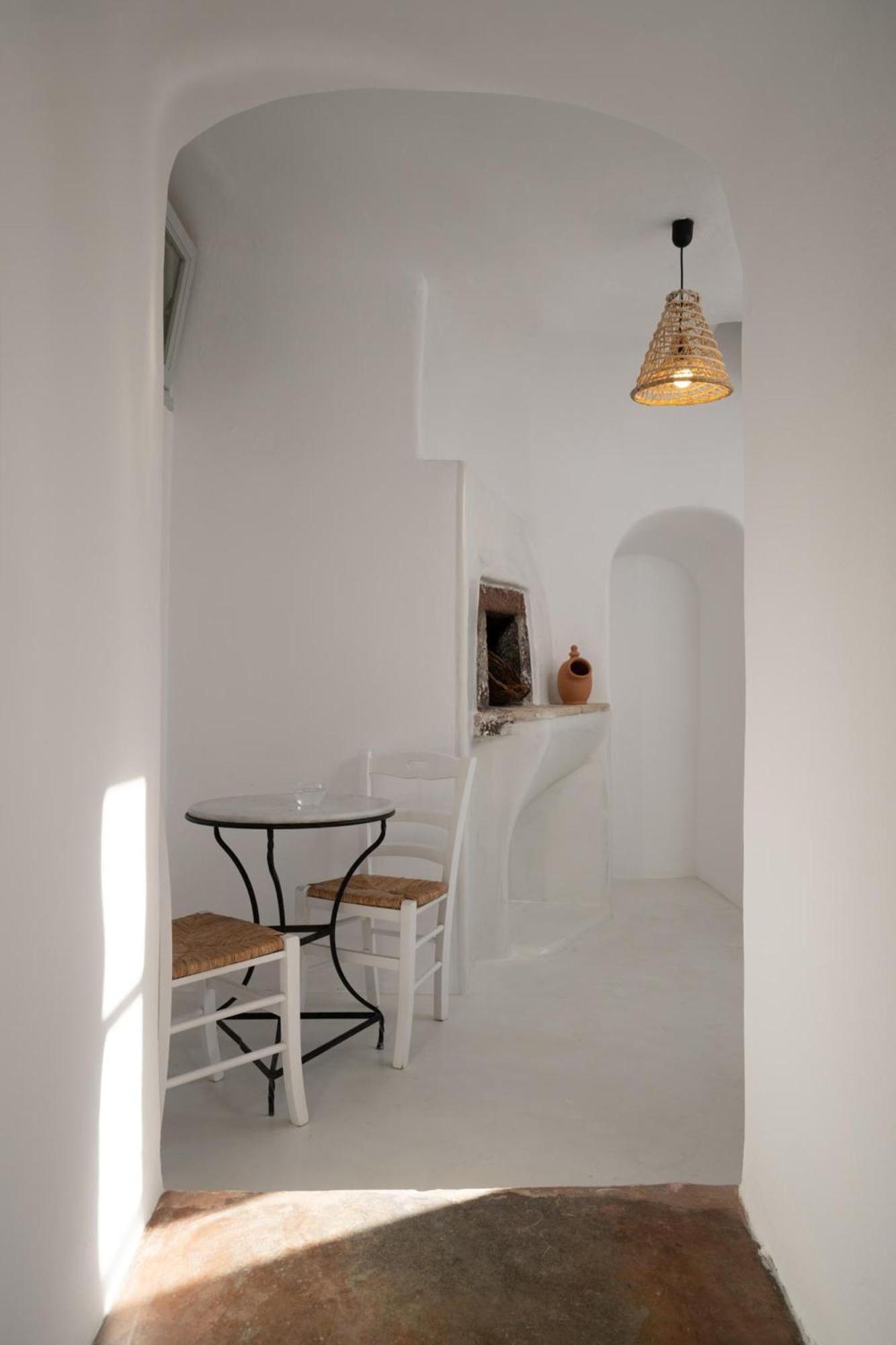 Madame Kalitsi Cozy Suites Fíra Kültér fotó