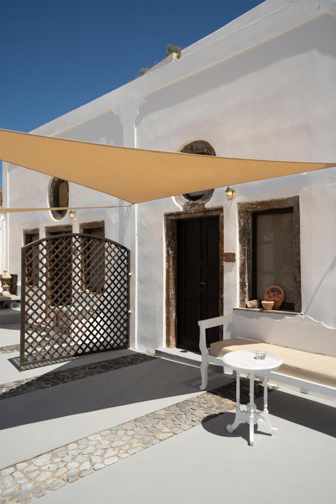 Madame Kalitsi Cozy Suites Fíra Kültér fotó