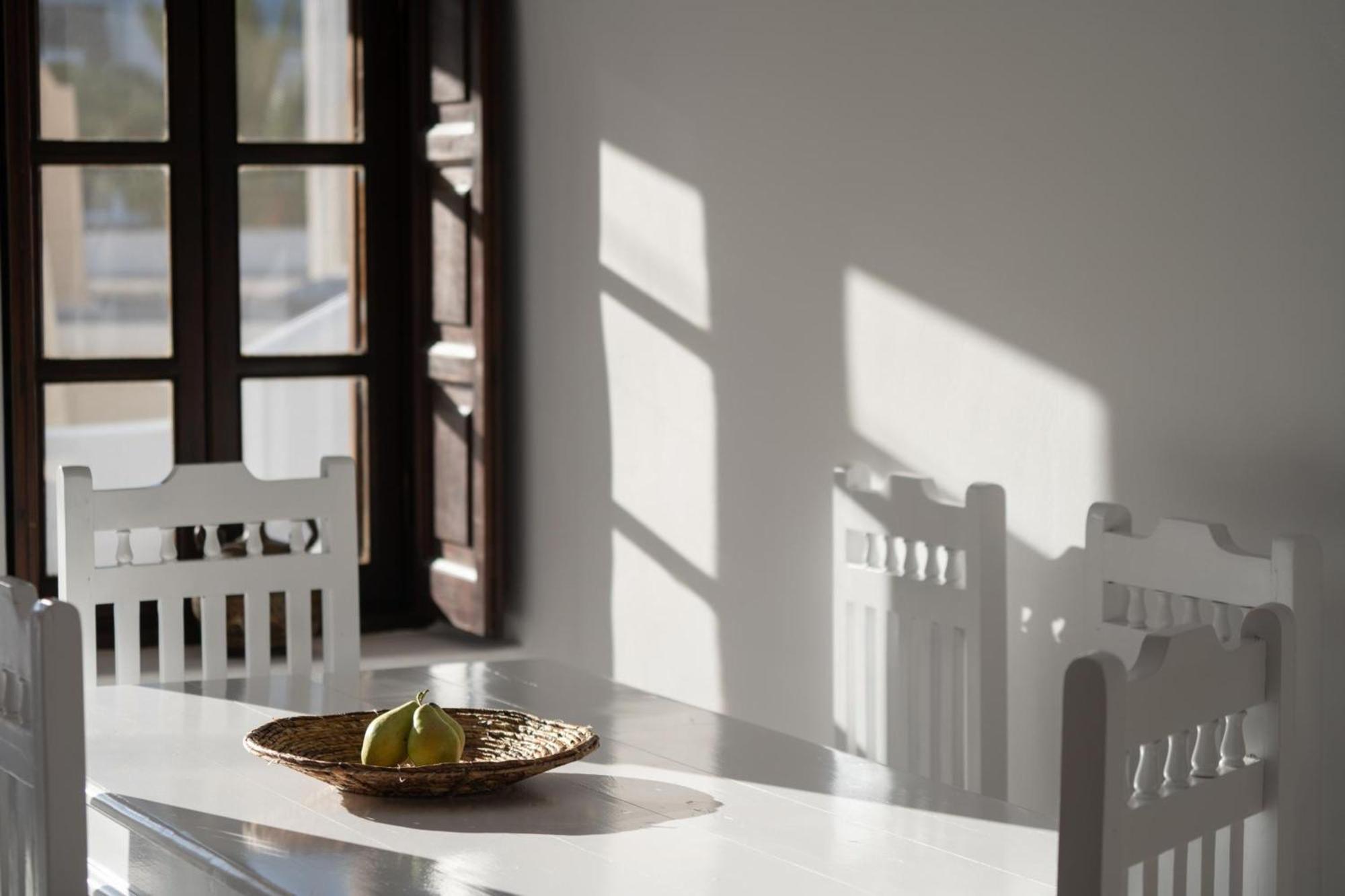 Madame Kalitsi Cozy Suites Fíra Kültér fotó