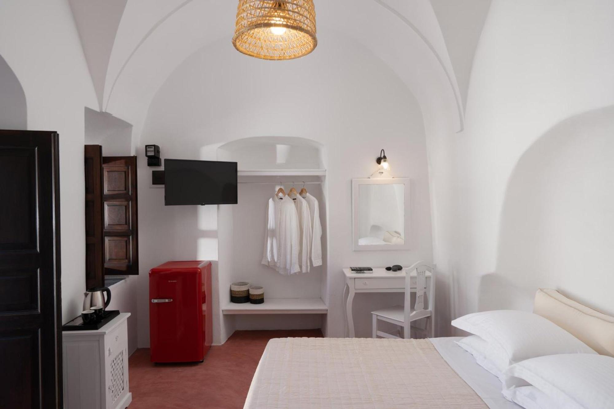 Madame Kalitsi Cozy Suites Fíra Kültér fotó