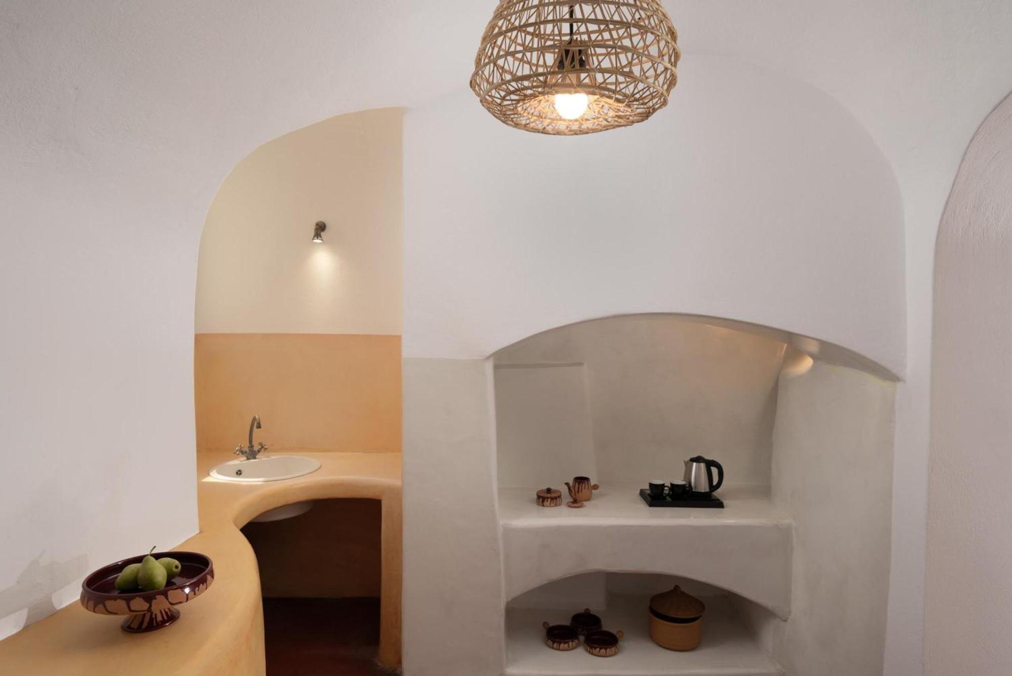 Madame Kalitsi Cozy Suites Fíra Kültér fotó